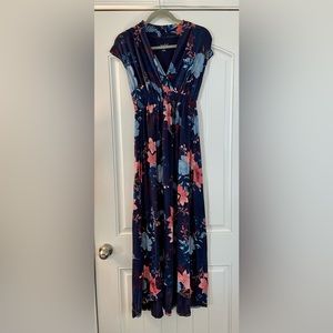 Maternity midi dress